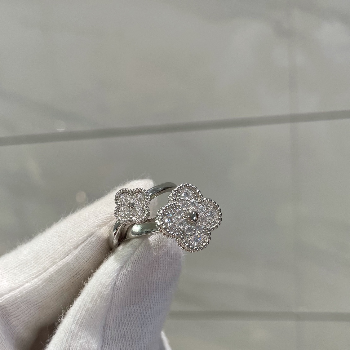 VCA Full Diamond Mini & Medium Vintage Alhambra Ring - Original Replica Club