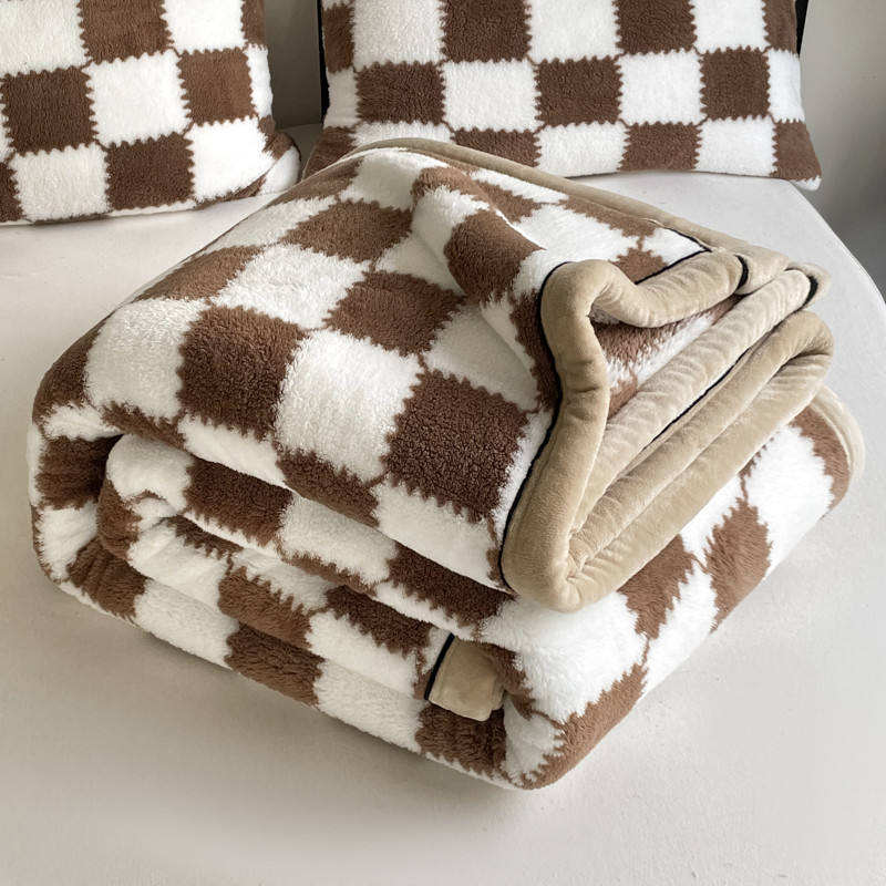 Double Layer Flannel Blanket Checkered Print Thick Warm for Hotel Home