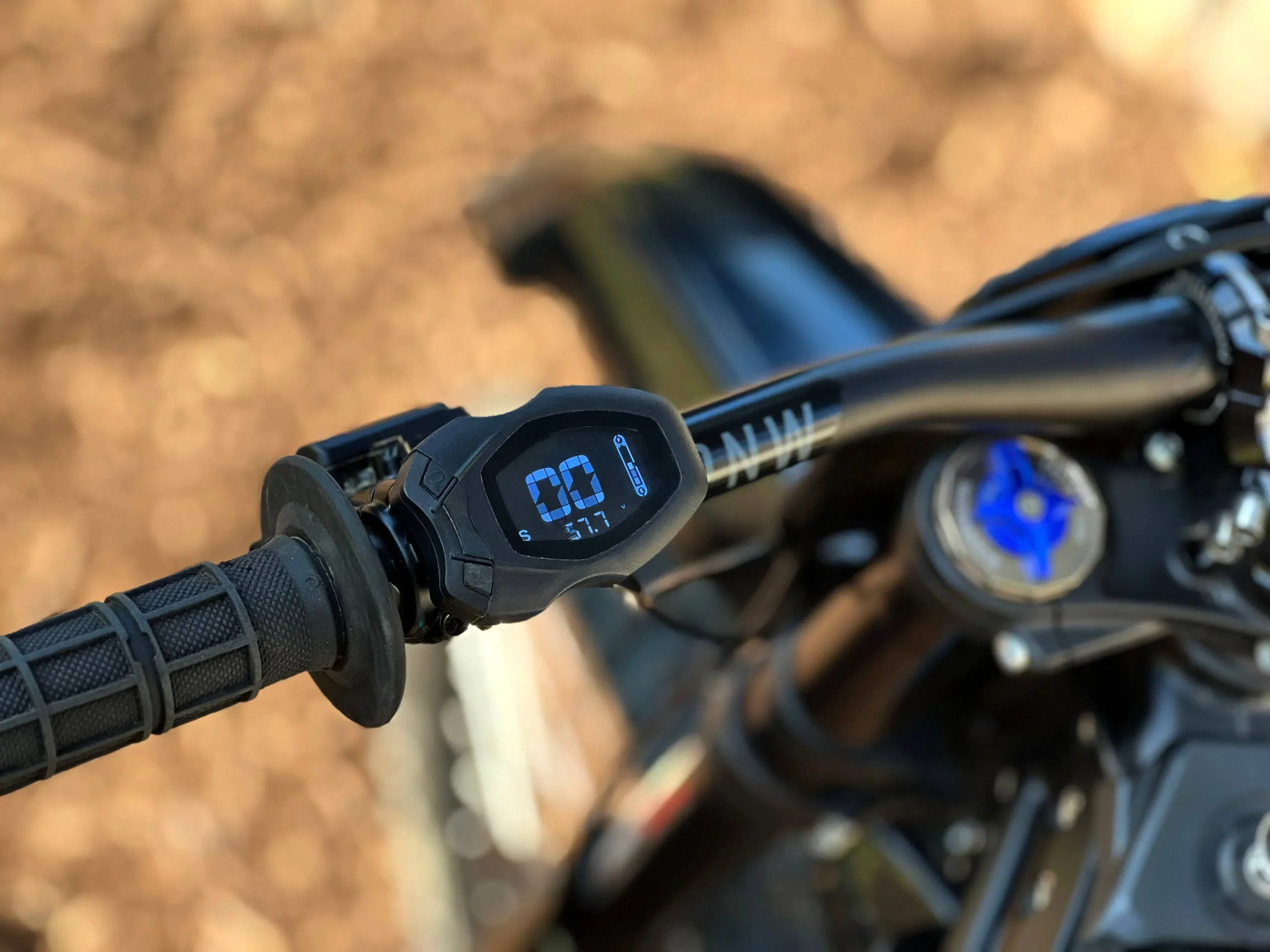 Off-Road Electric Dirt Bike - 6000W 60V - Image 15 Off-Road Electric Dirt Bike - 6000W 60V - Image 15