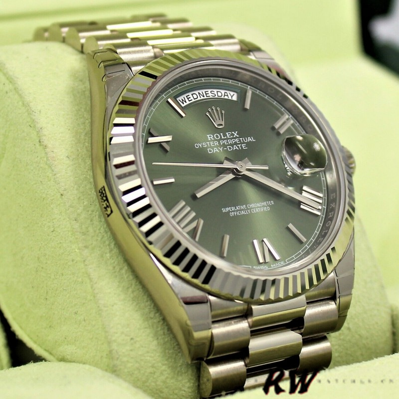 Rolex Day-Date 228239 Green Roman Dial Fluted Bezel 40mm Mens Replica Watch