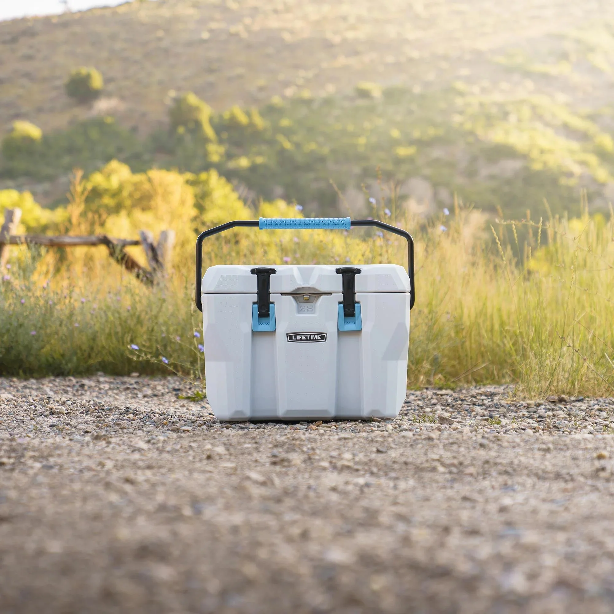 Lifetime Bear-Resistant High Performance Camping Cooler, 28 qt, 20 Can Capacity, Boulder Gray - 91289 - Image 6 Lifetime Bear-Resistant High Performance Camping Cooler, 28 qt, 20 Can Capacity, Boulder Gray - 91289 - Image 6