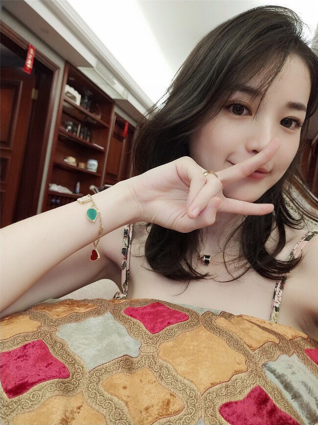 VCA Limited Version Lucky Alhambra Bracelet 4 Motifs - Original Replica Club
