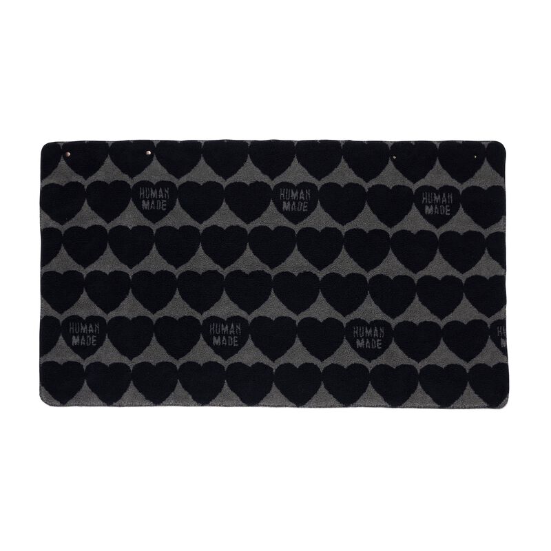 HUMAN MADE HEART FLEECE BLANKET