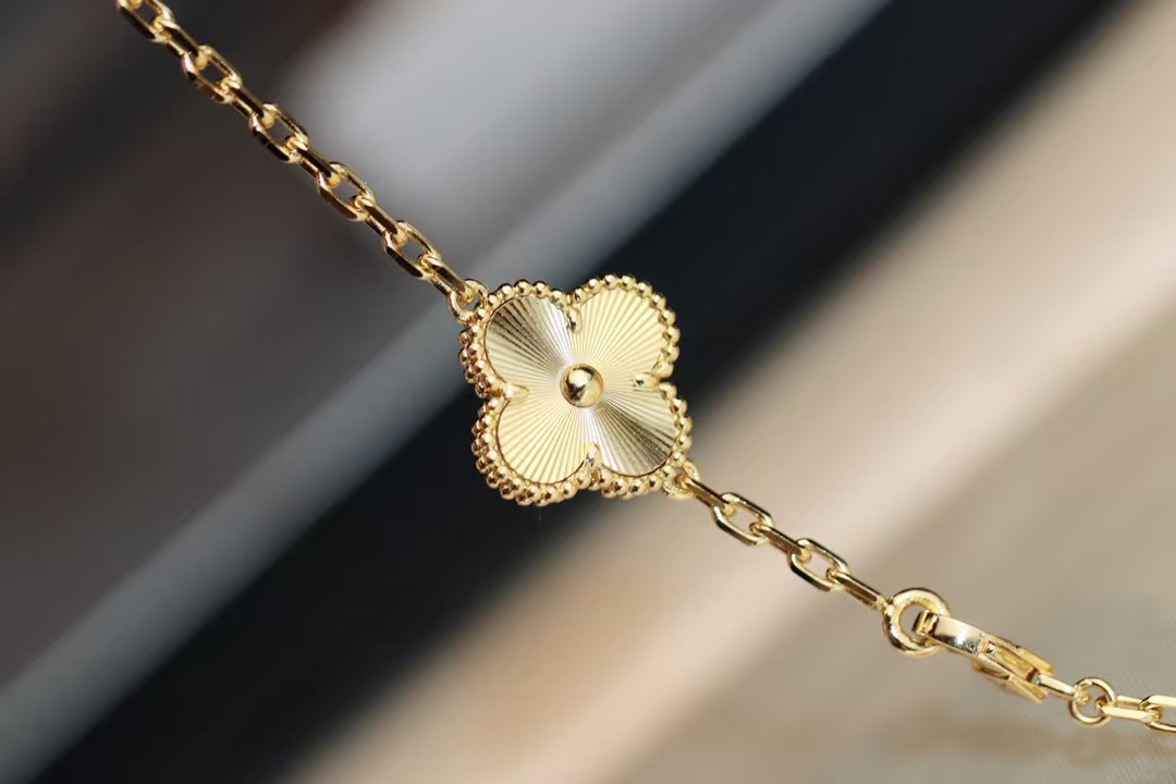 VCA Vintage Alhambra Necklace, 10 Motifs - Original Replica Club