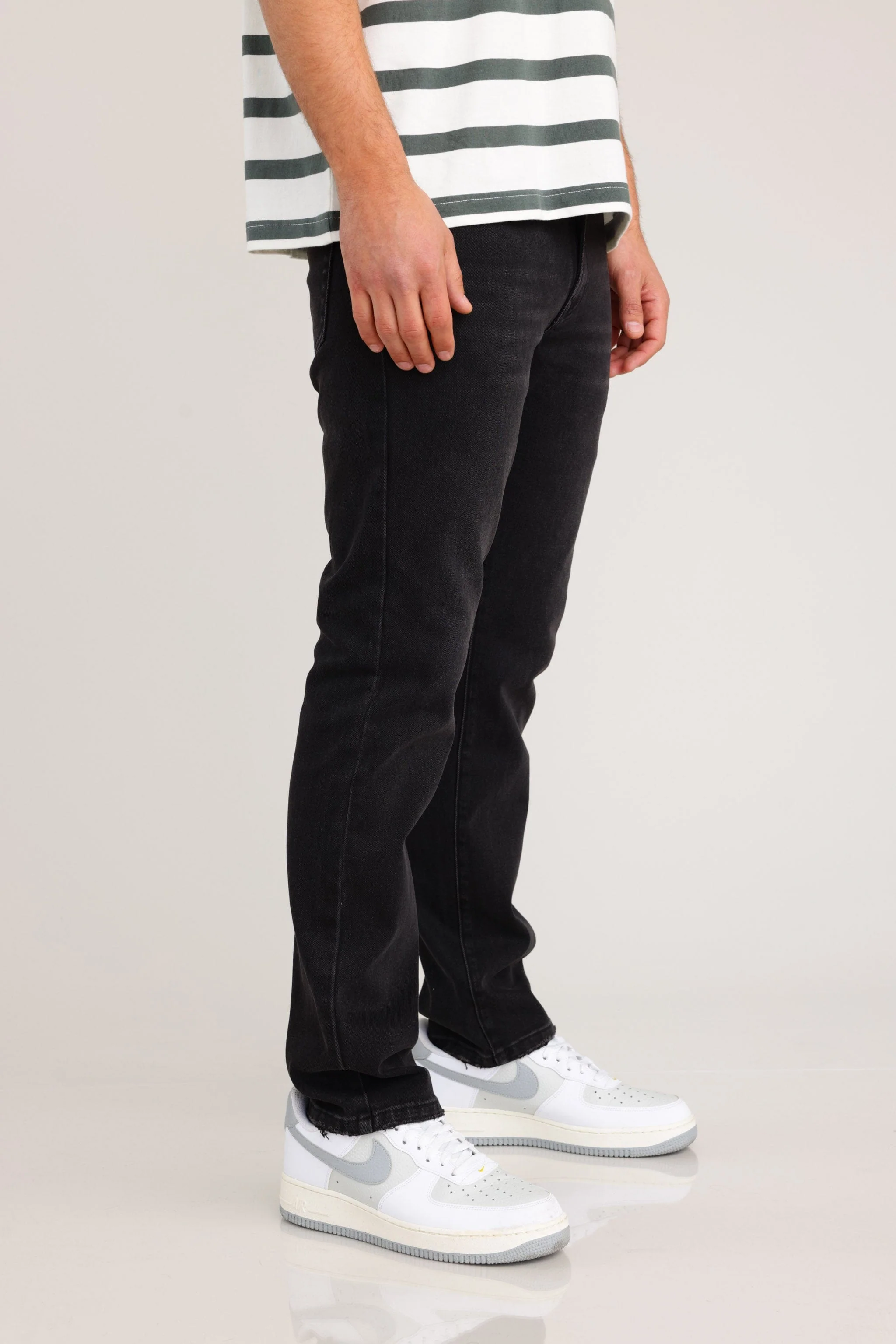 גינס STRAIGHT BASIC
