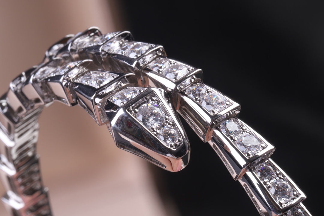 Bvlgari Serpenti Viper Bracelet Diamond Bangle - Original Replica Club