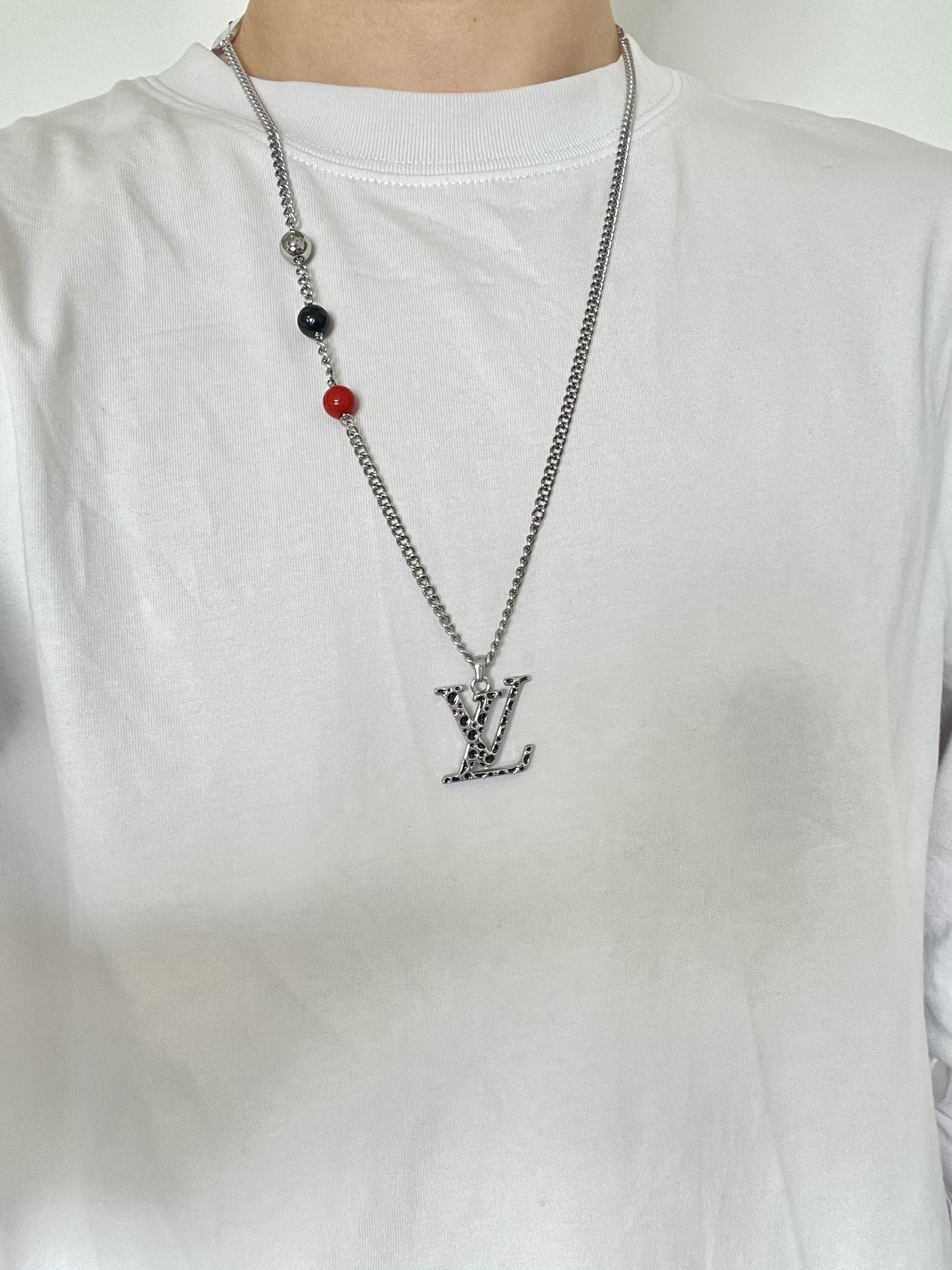Louis Vuitton Pumpkin LV Pendant Necklace - Original Replica Club