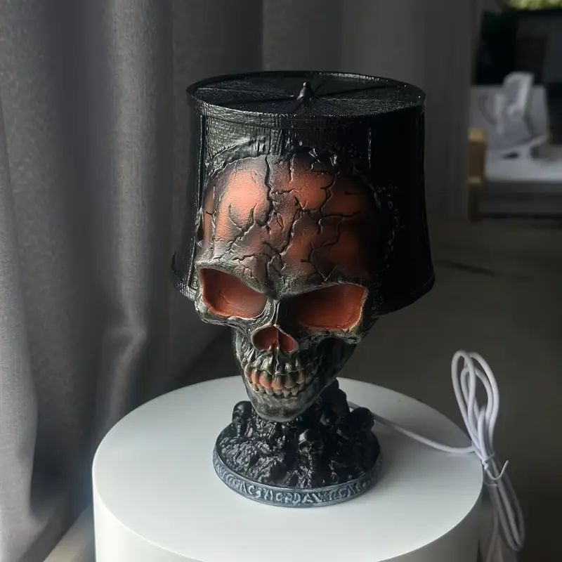 Mortis™ – Molten Skull Lava Lamp - Image 2 Mortis™ – Molten Skull Lava Lamp - Image 2