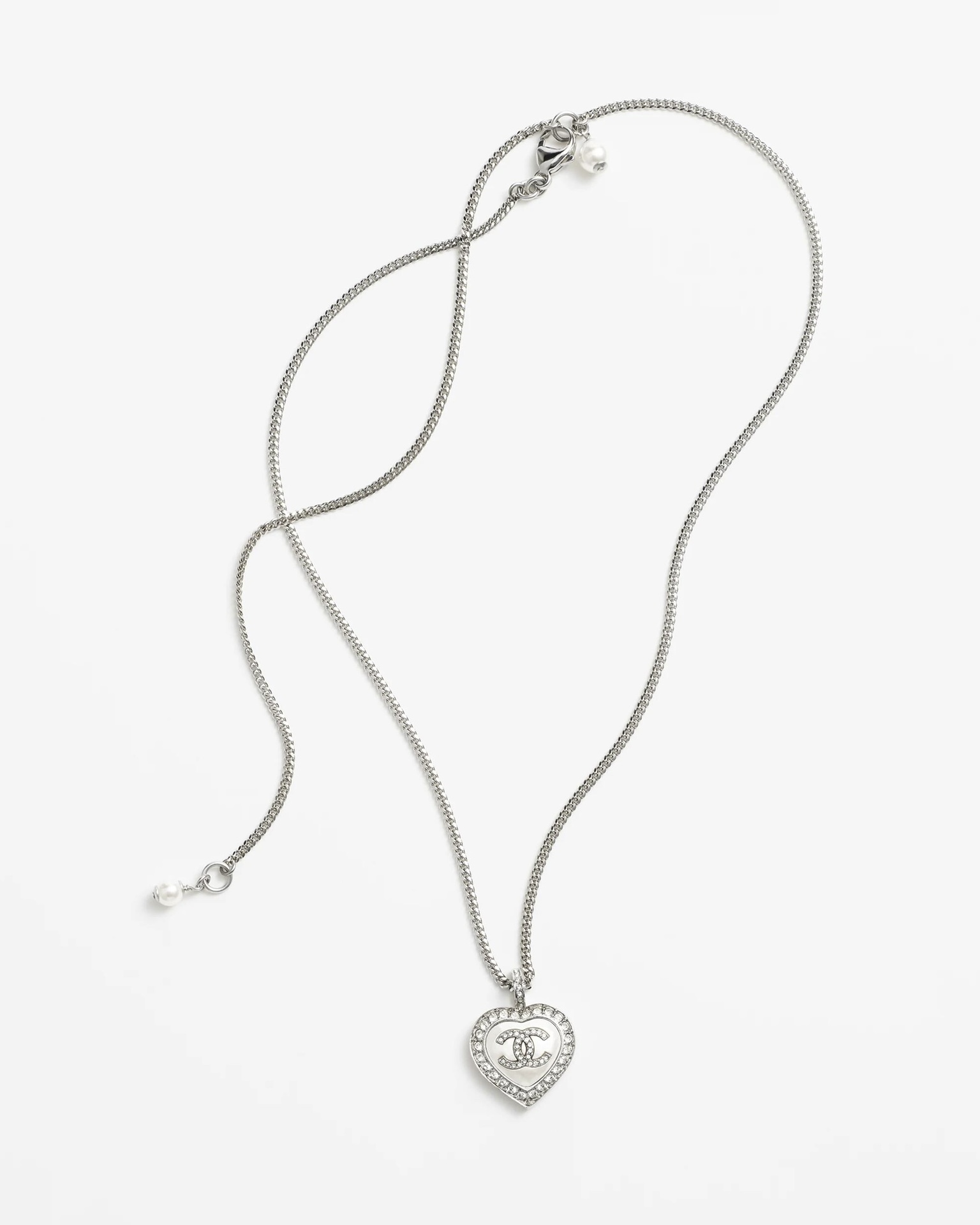 Chanel Heart Pendant Minimalistic Chain Necklace - Original Replica Club