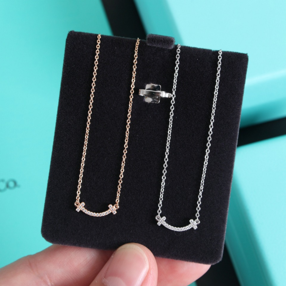 Tiffany Mini Smile Pendant Necklace - Original Replica Club