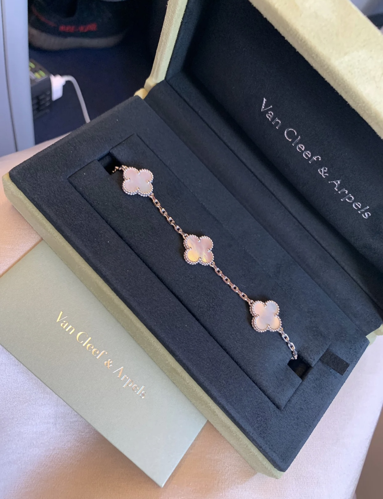 VCA Silver White Clover Vintage Alhambra Bracelet, 5 Motifs - Original Replica Club