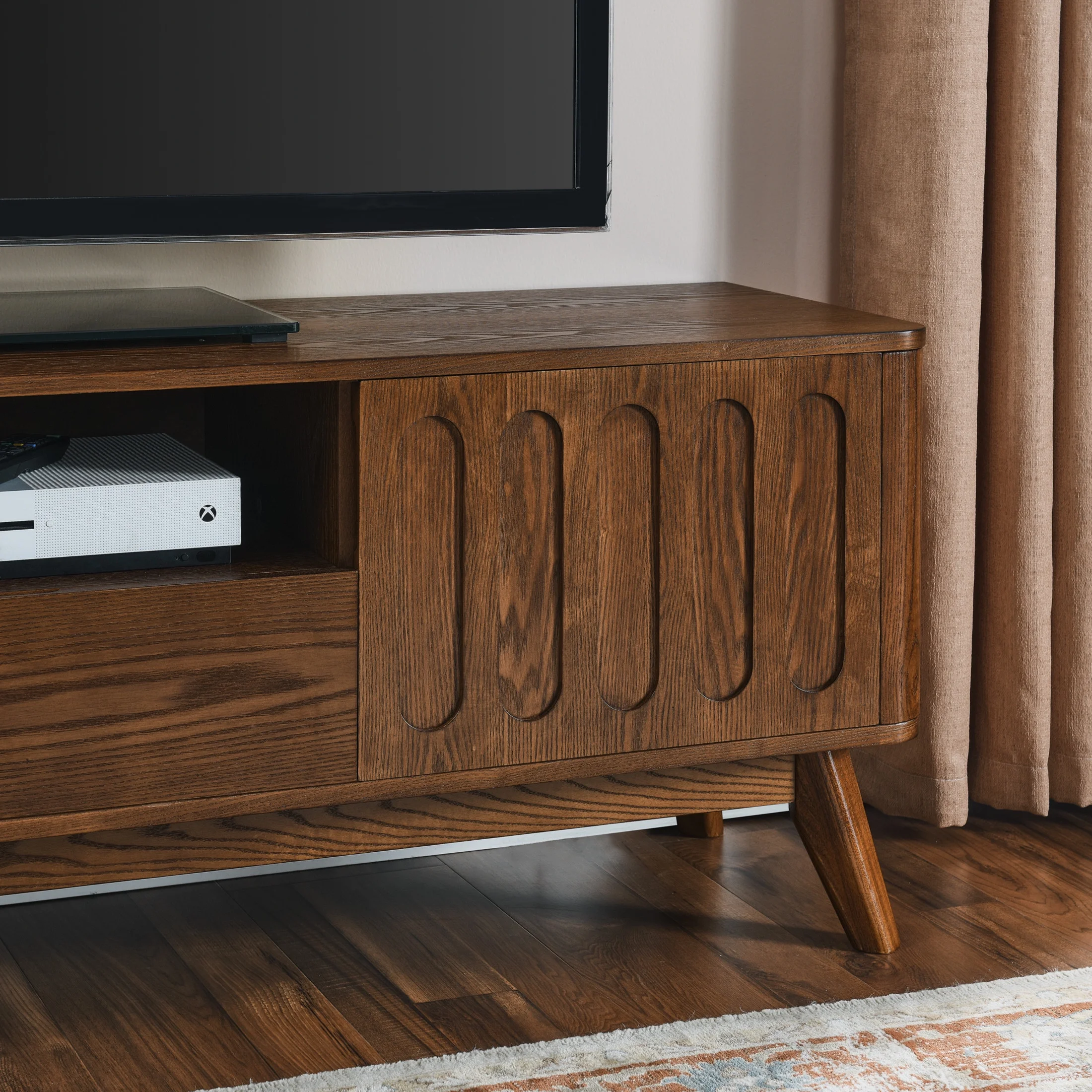 Noble House Mid-Century Modern Fluted TV Stand for 65" TV, Entertainment Console with Storage, Solid Wood Legs, Walnut - Image 8
