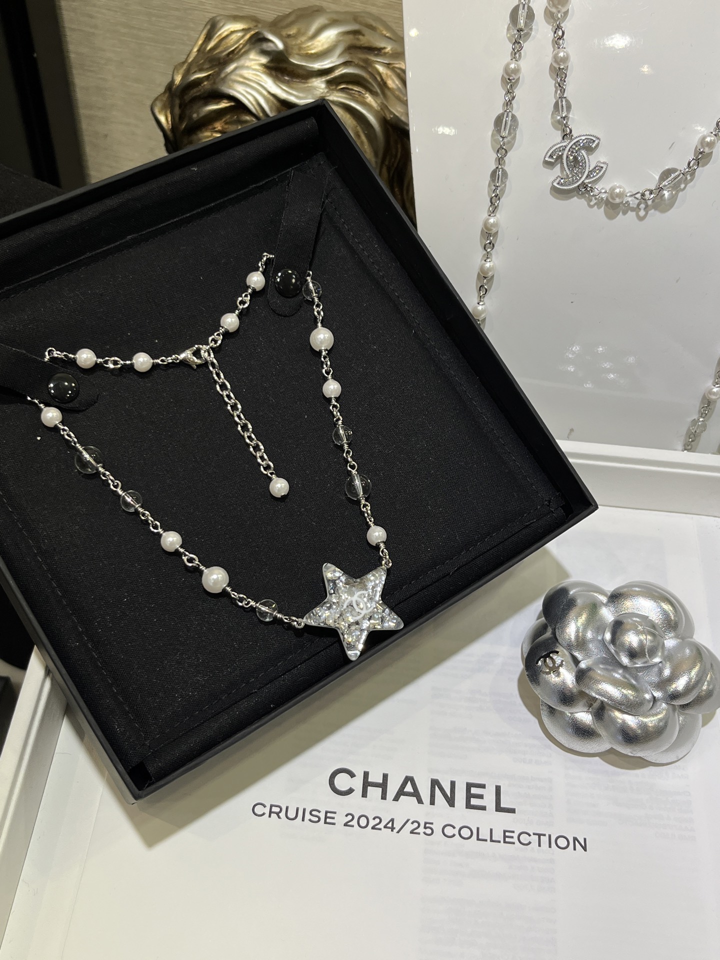 Chanel Black White Pearls Shiny Star Pendant Necklace - Original Replica Club