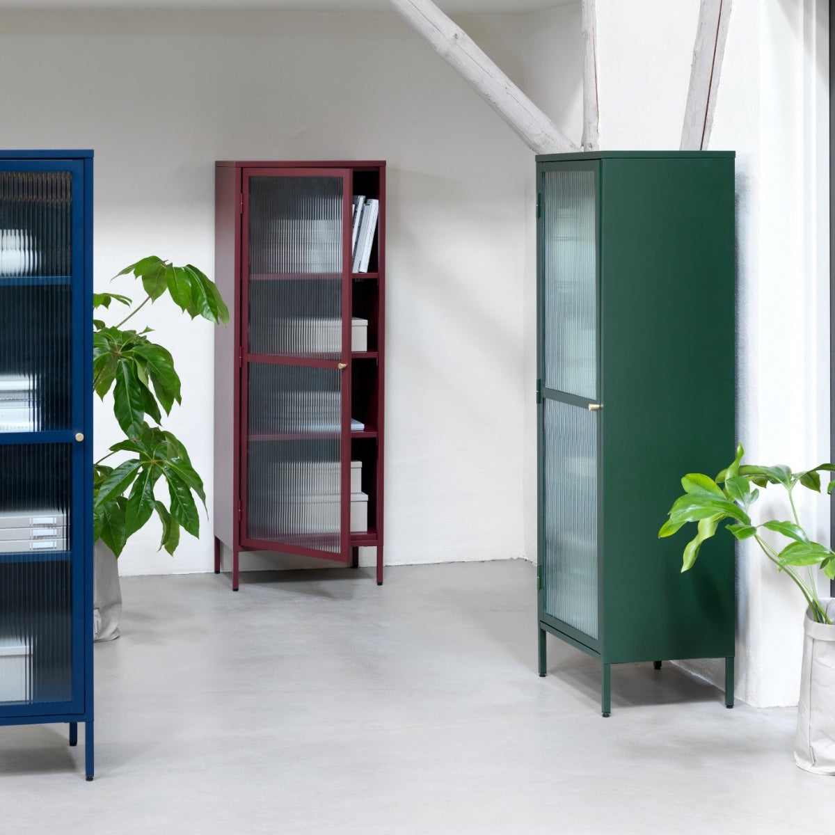 by fonQ Opal Vitrinekast - H 160 cm - Olijfgroen