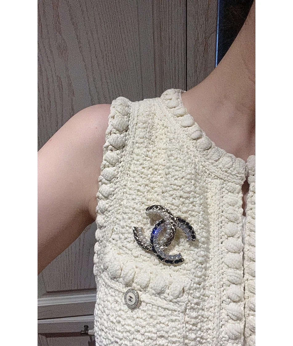 Chanel Leather Diamond Pearl CC Brooch - Original Replica Club