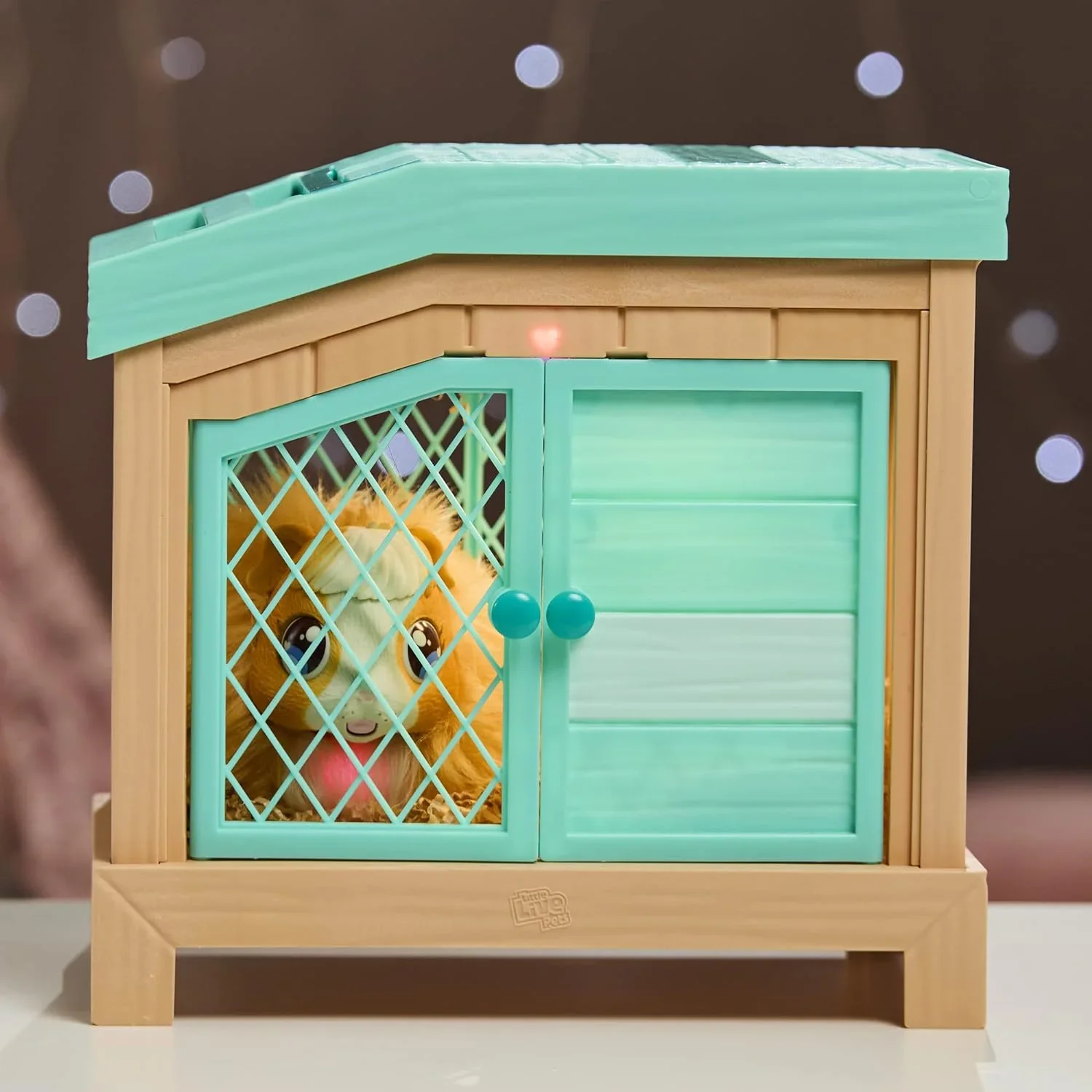 Little Live Pets - Mama Surprise | Soft, Interactive Guinea Pig and her Hutch, and her 3 Babies. 20+ Sounds & Reactions
