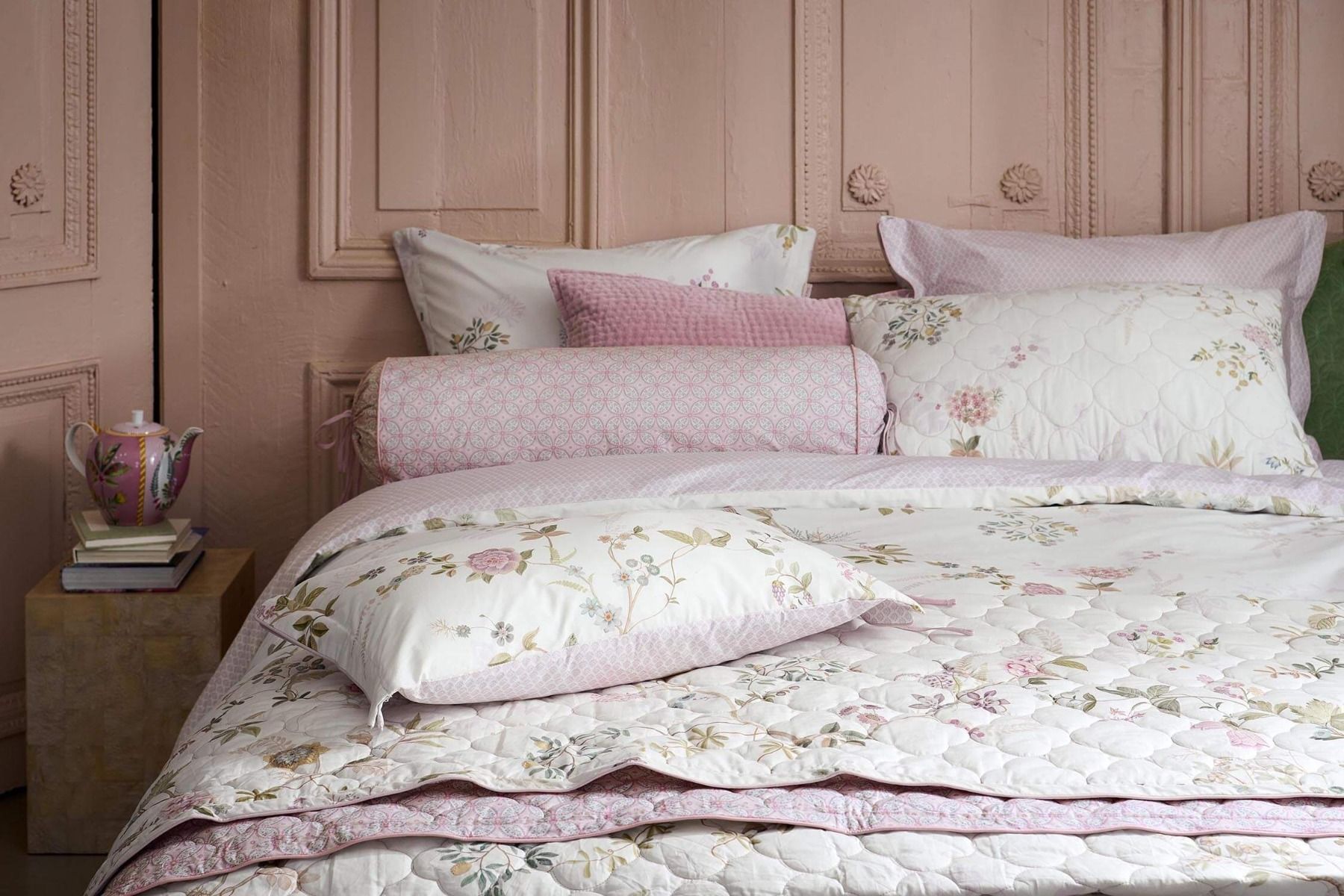 Quilted Cushion Bustani White