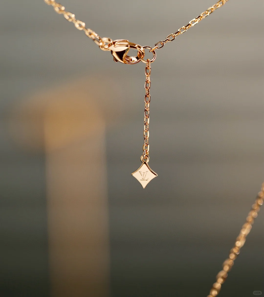 Louis Vuitton Idylle Blossom Pendant Necklace-Two Flowers - Original Replica Club
