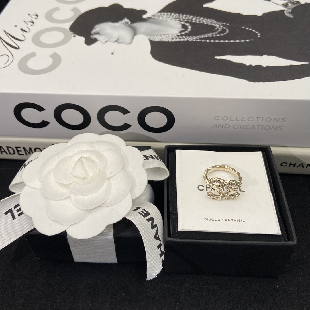Chanel Dainty Diamond Paved Coco Ring - Original Replica Club