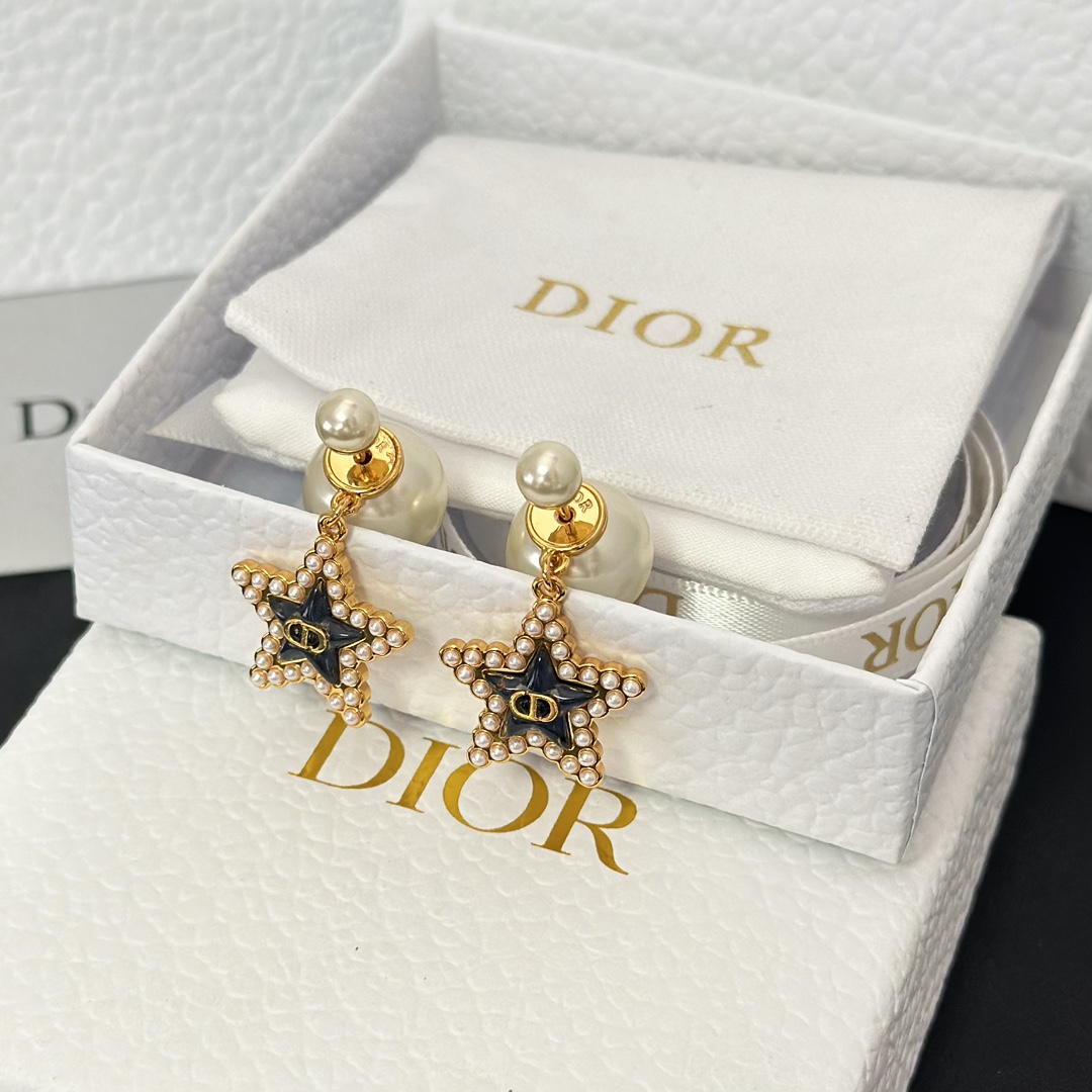 Dior Black Star Pearl Earrings - Original Replica Club
