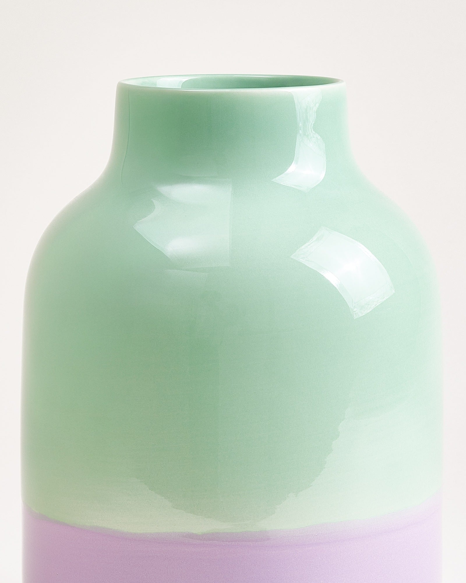 Nuno Vase L mint lila