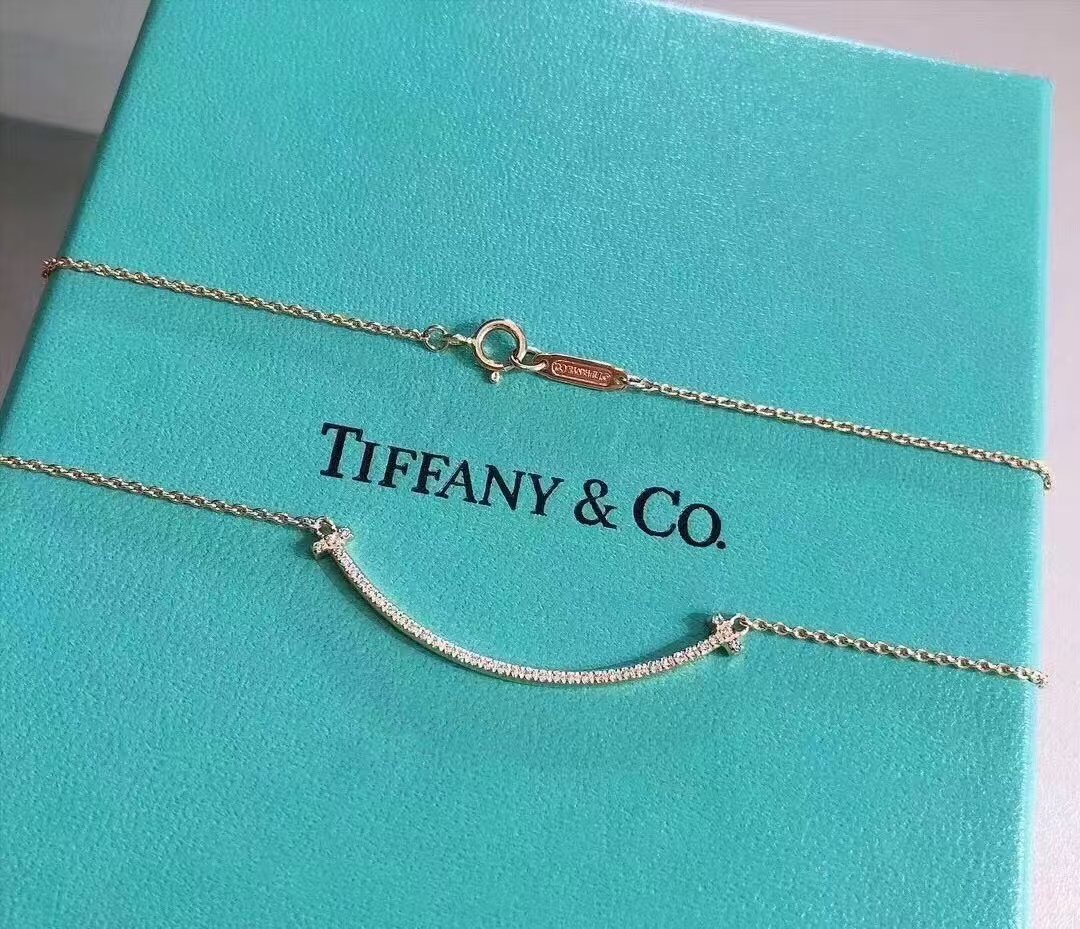 Tiffany T Smile Pendant Necklace - Original Replica Club