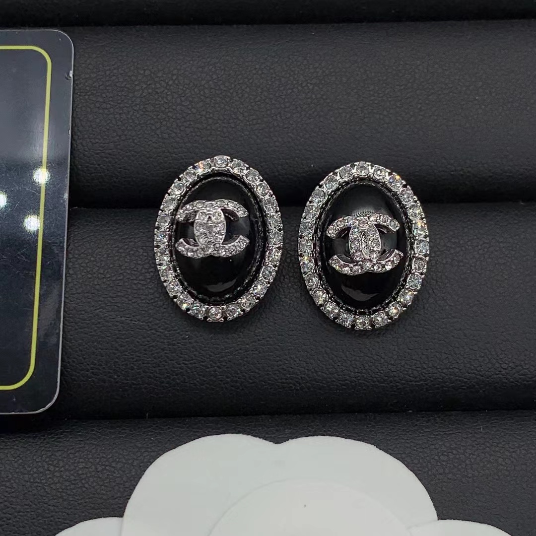 Chanel Oval Black Earrings - Original Replica Club