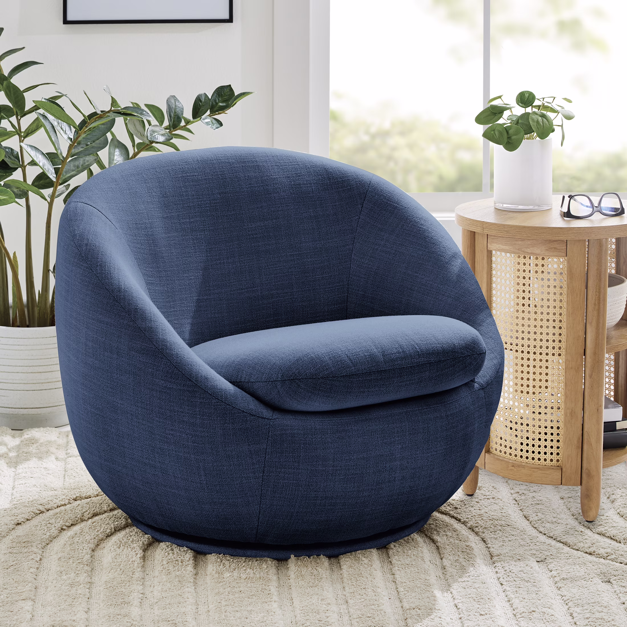 Better Homes & Gardens Mira Swivel Accent Chair, Cream Shearling - Image 3