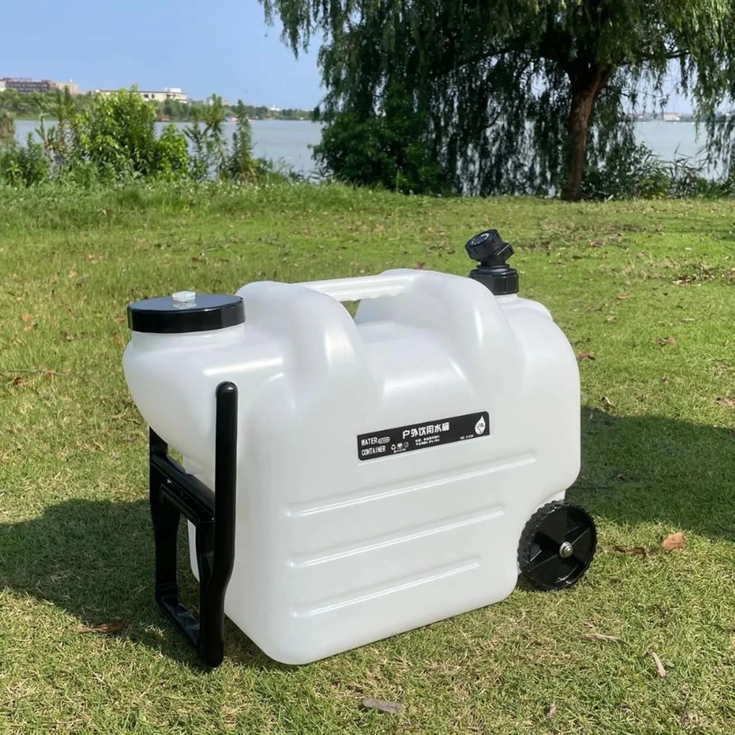 Wheeled Water Storage Container With Handle And Faucet, 28L PE, 49cmx27cmx39.9cm - Image 2 Wheeled Water Storage Container With Handle And Faucet, 28L PE, 49cmx27cmx39.9cm - Image 2