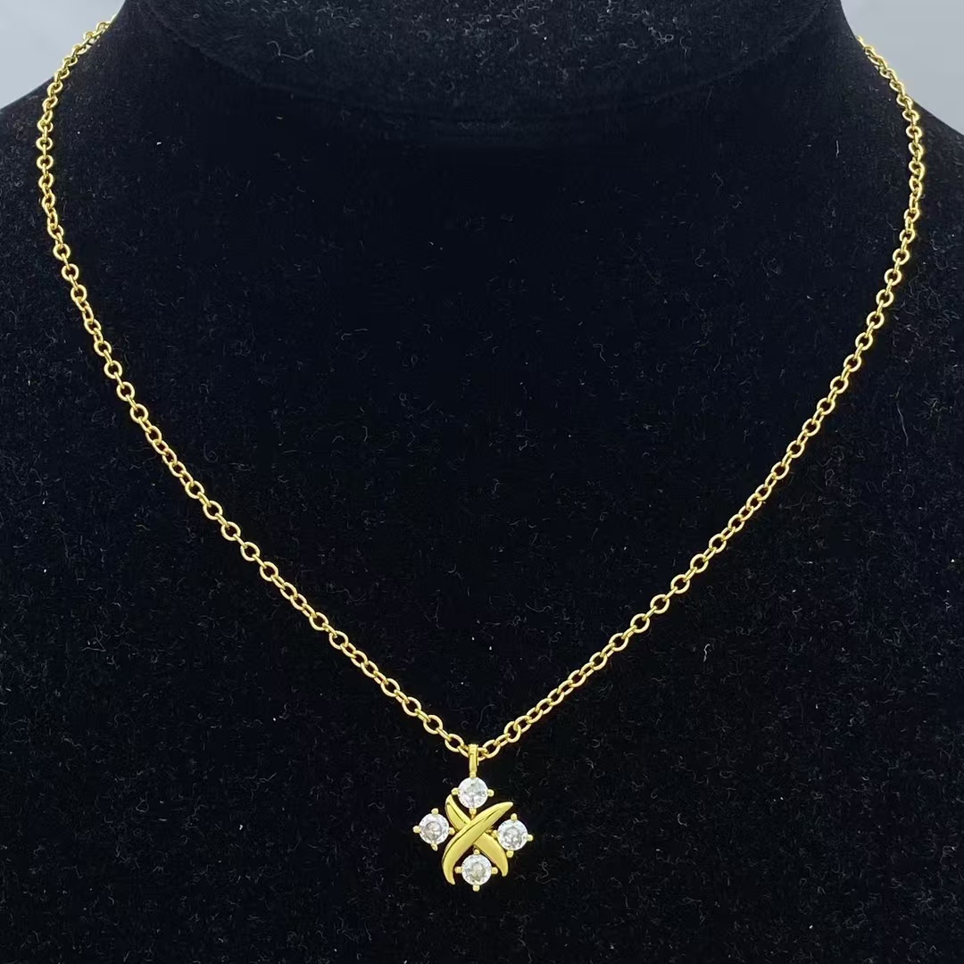 Tiffany Lynn Pendant Necklace - Original Replica Club
