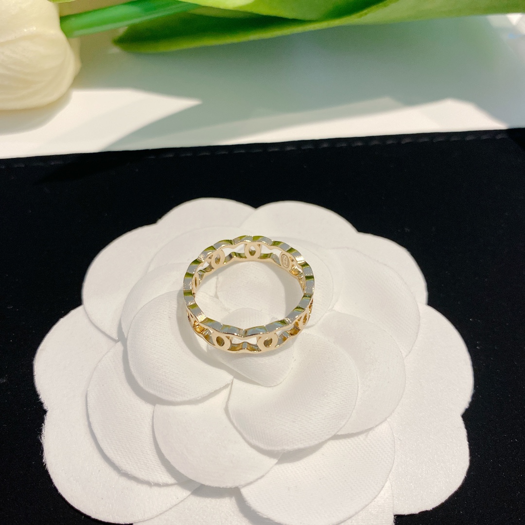 Chanel Minimalistic Coco Ring - Original Replica Club