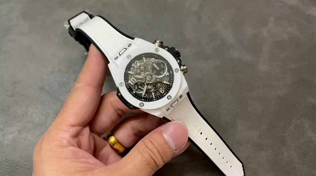 Hublot Big Bang Unico White Ceramic 411.HX.1171.RX