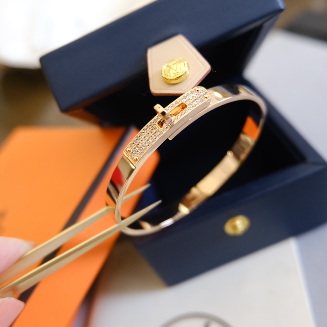 Hermes Kelly Pave Bracelet Bangle - Original Replica Club