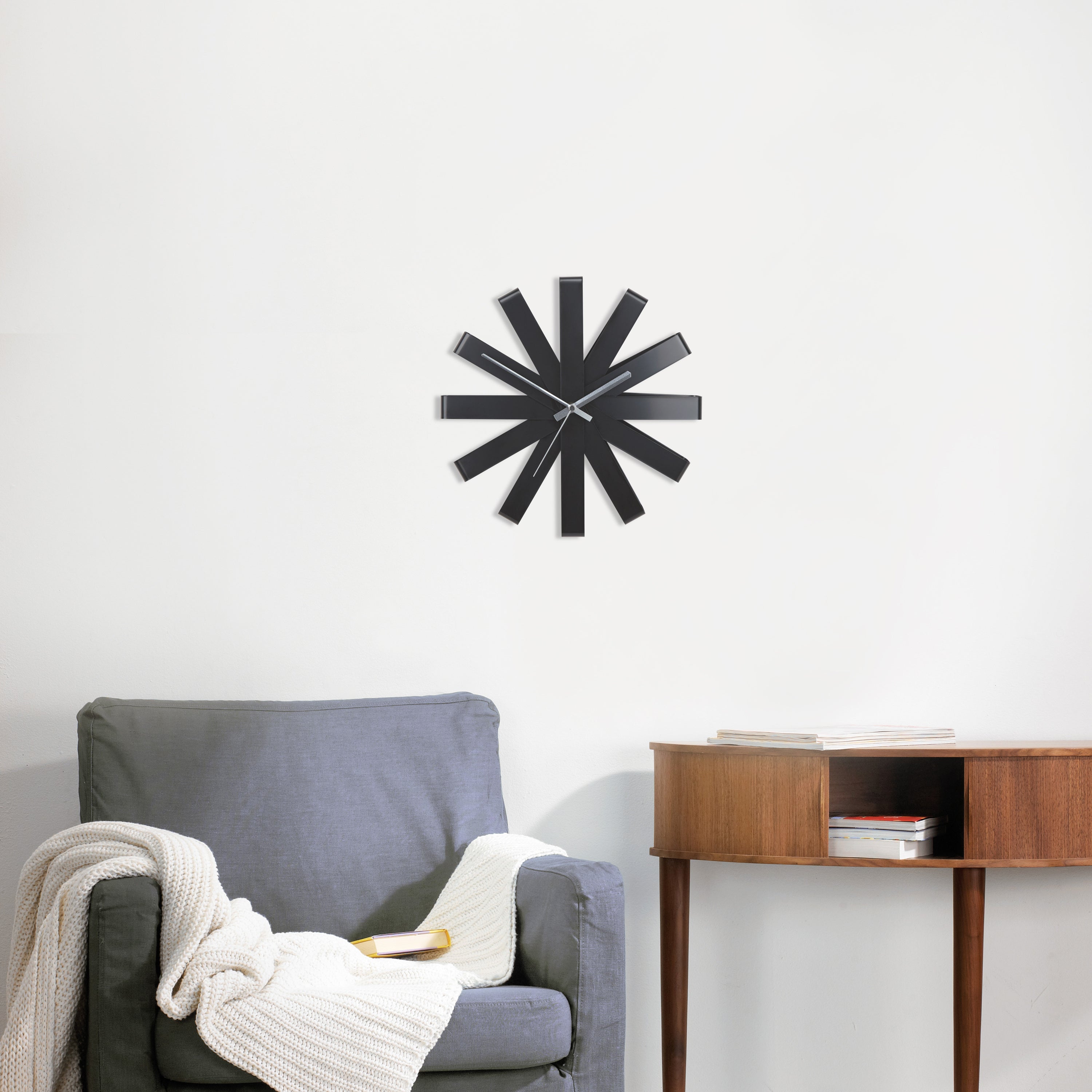 Umbra Ribbon Wandklok Ø 30 cm - Zwart