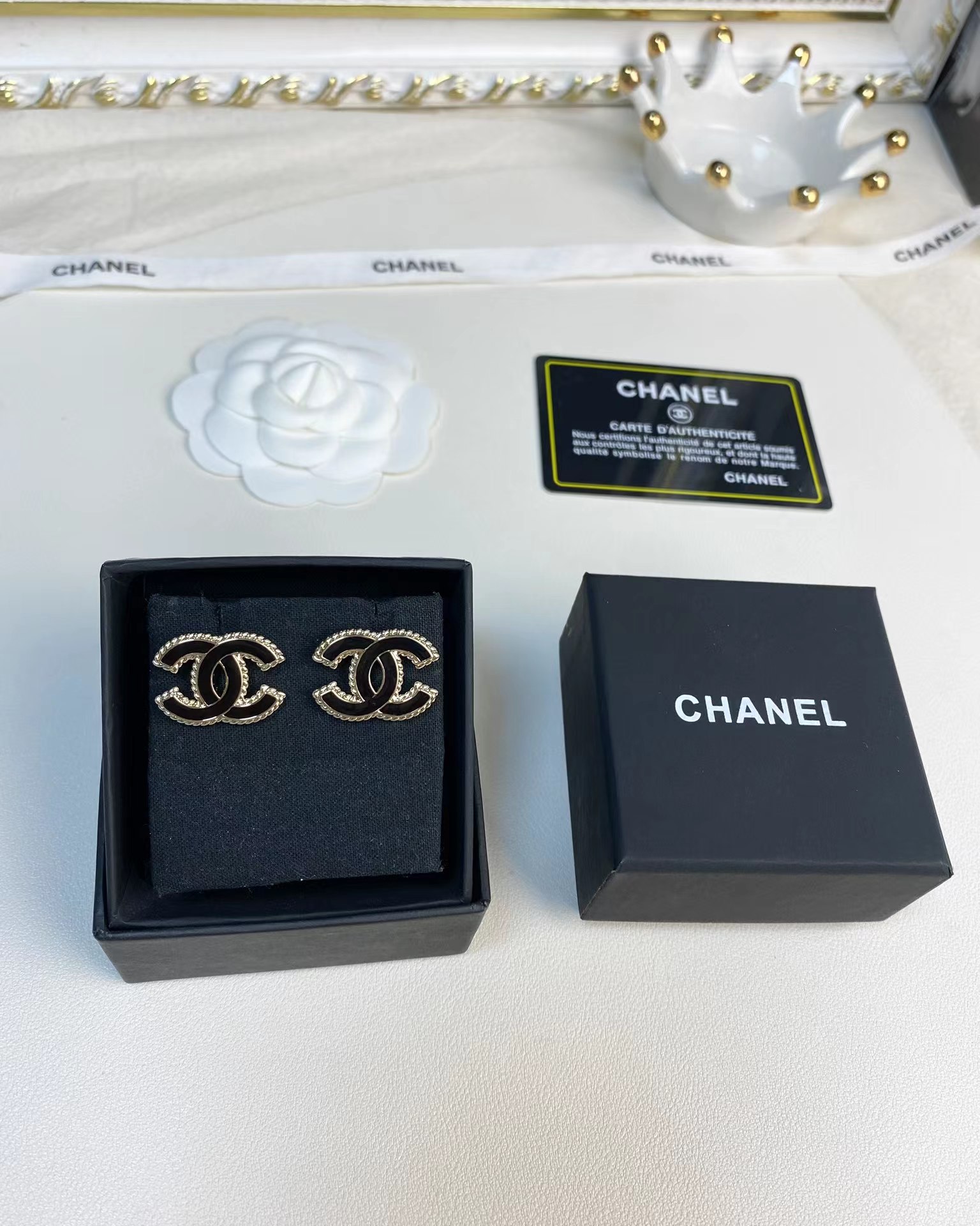 Chanel Gold Edge Black Double C Earring - Original Replica Club