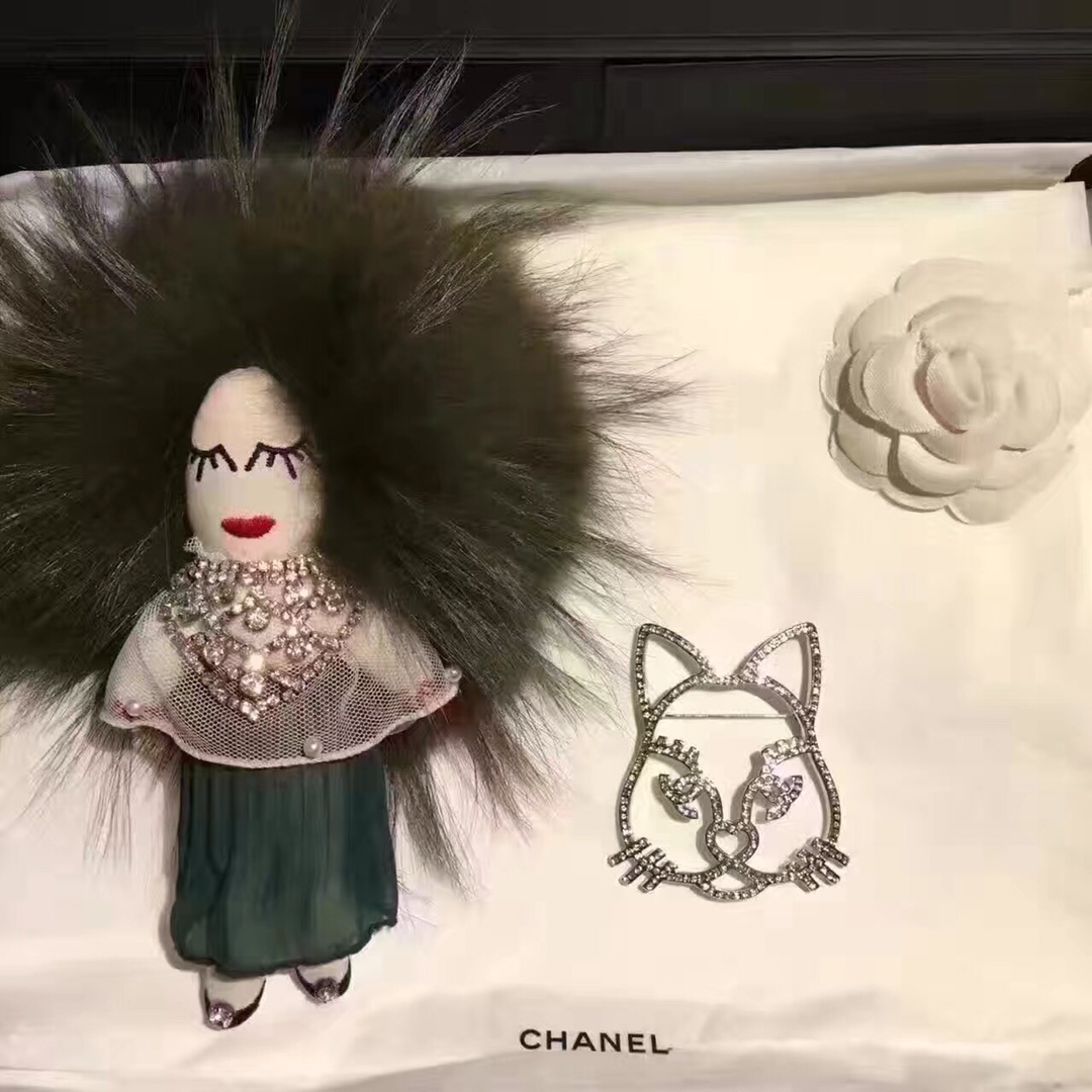 Chanel Cat Brooch - Original Replica Club