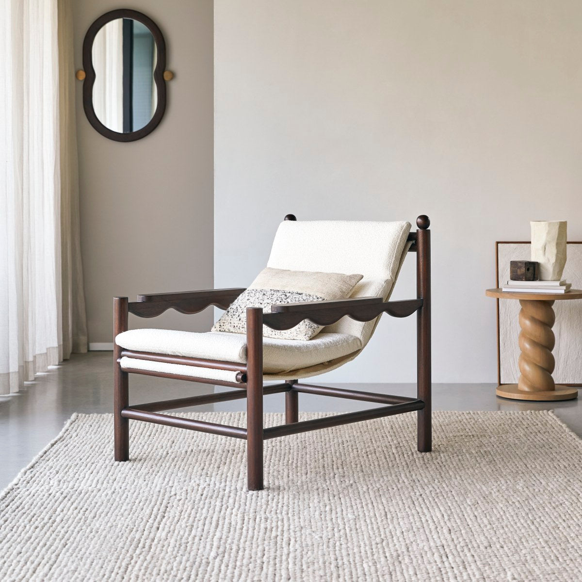 Tikamoon - Fauteuil in massief mindihout en ecru stof Alix, 1-zit