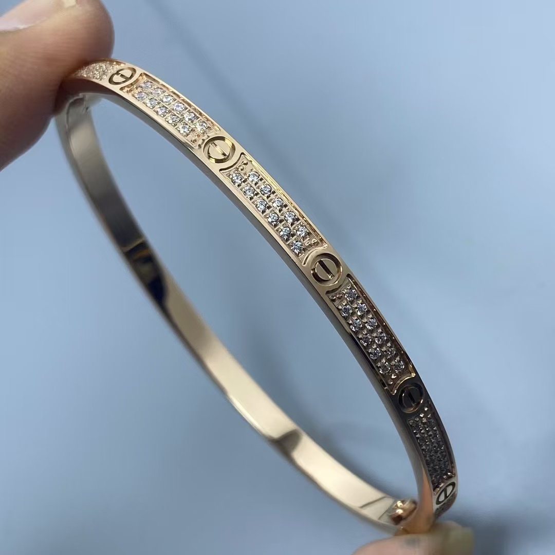 Cartier LOVE Bracelet Bangle - Original Replica Club