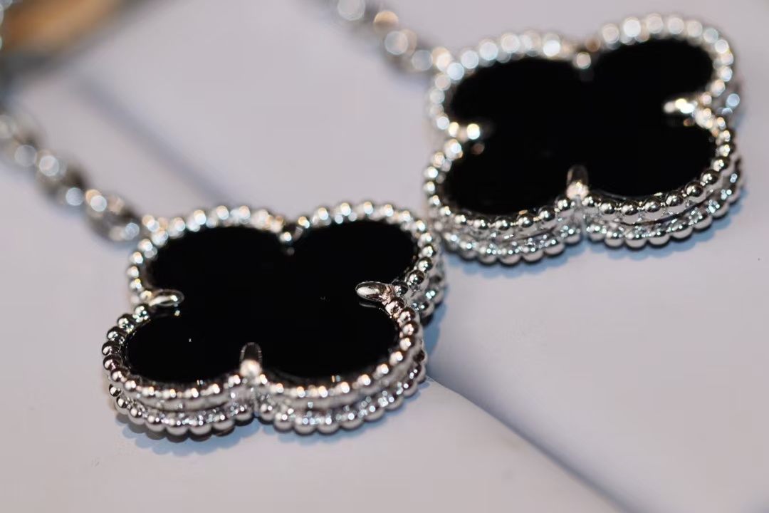 VCA Magic Alhambra Earrings, 2 Motifs - Original Replica Club