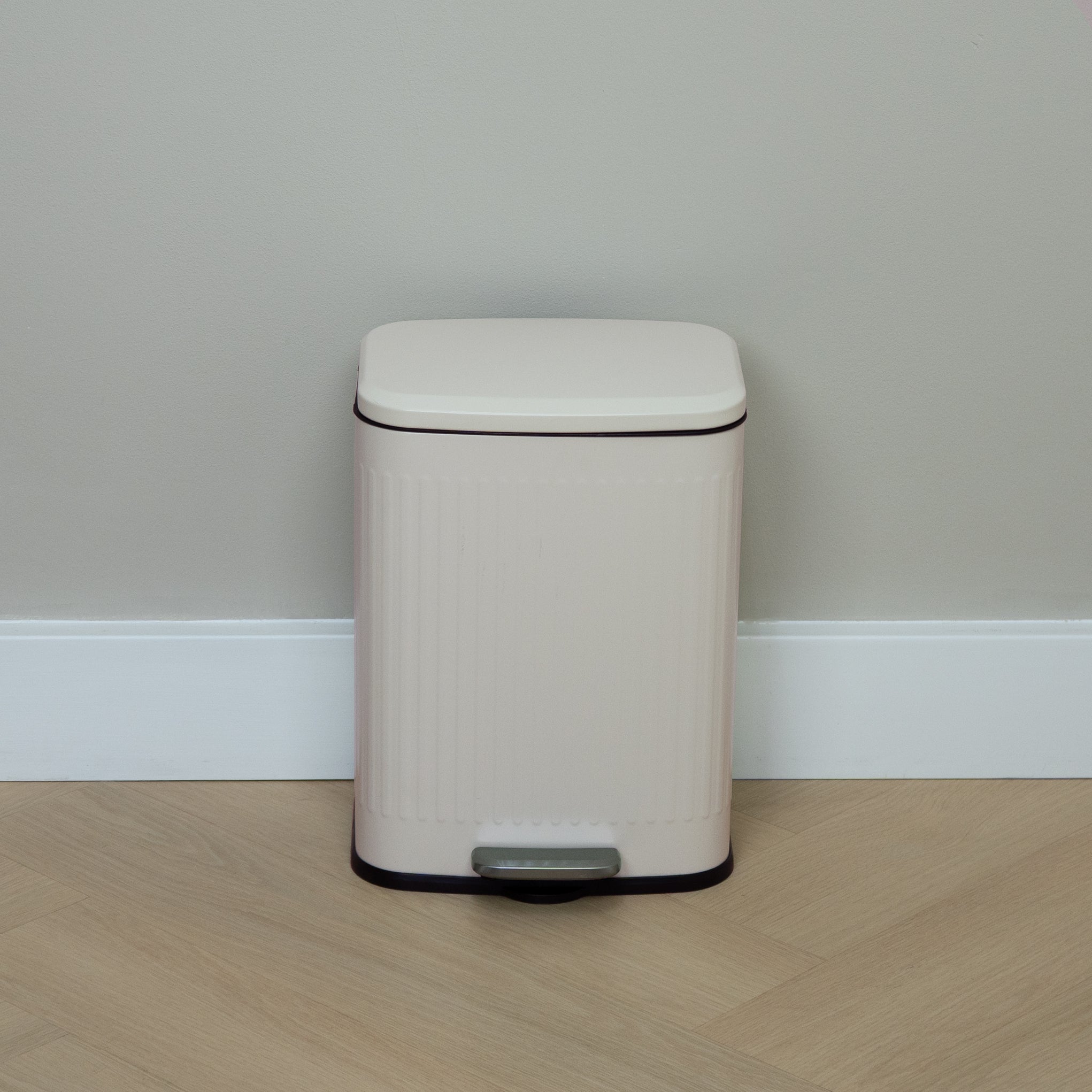 QUVIO Prullenbak 13 L - Rechthoekig afgerond - Metaal - Beige