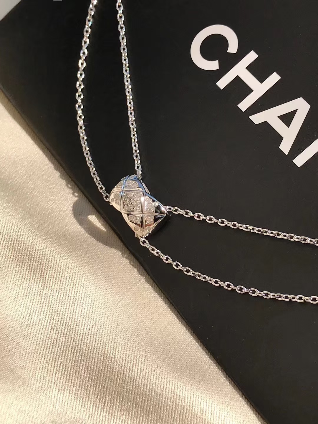 Chanel Coco Crush White Gold Necklace - Original Replica Club