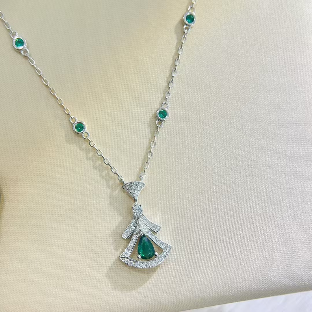 Bvlgari Divas' Dream Necklace - Original Replica Club