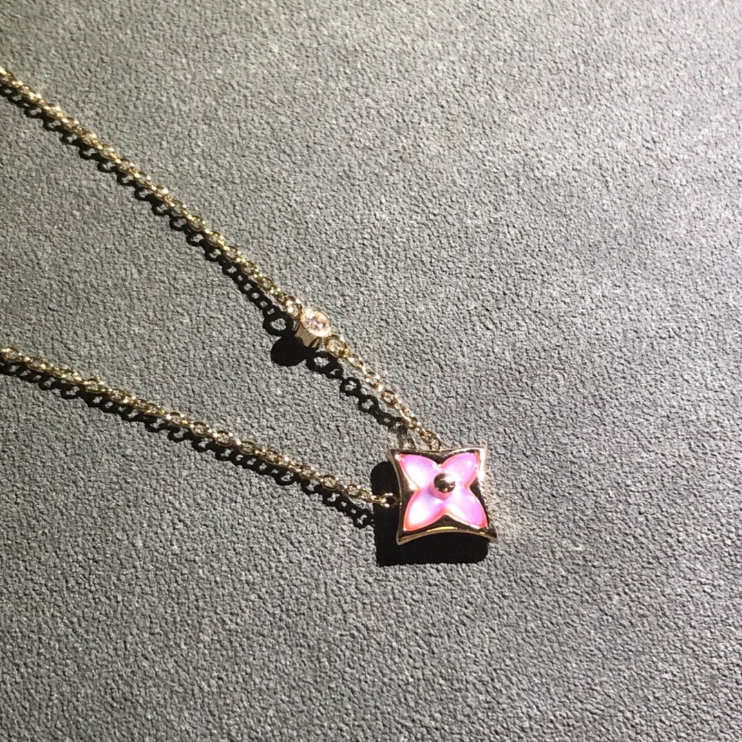 Louis Vuitton Pink Mother of Pearl Star Pendant Necklace in Rose Gold - Original Replica Club