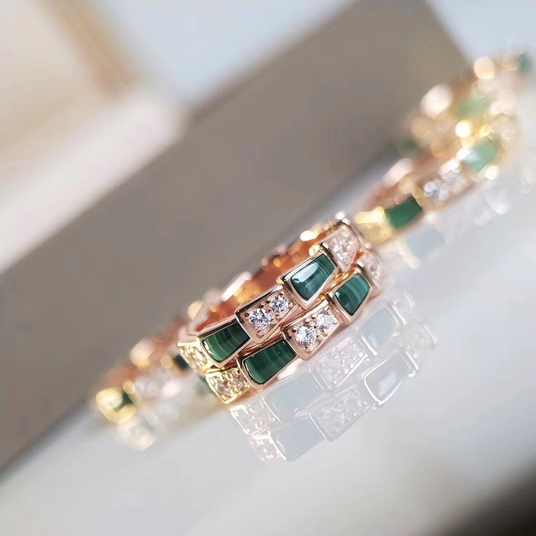 Bvlgari Rose Gold and Malachite Serpenti Viper Ring - Original Replica Club