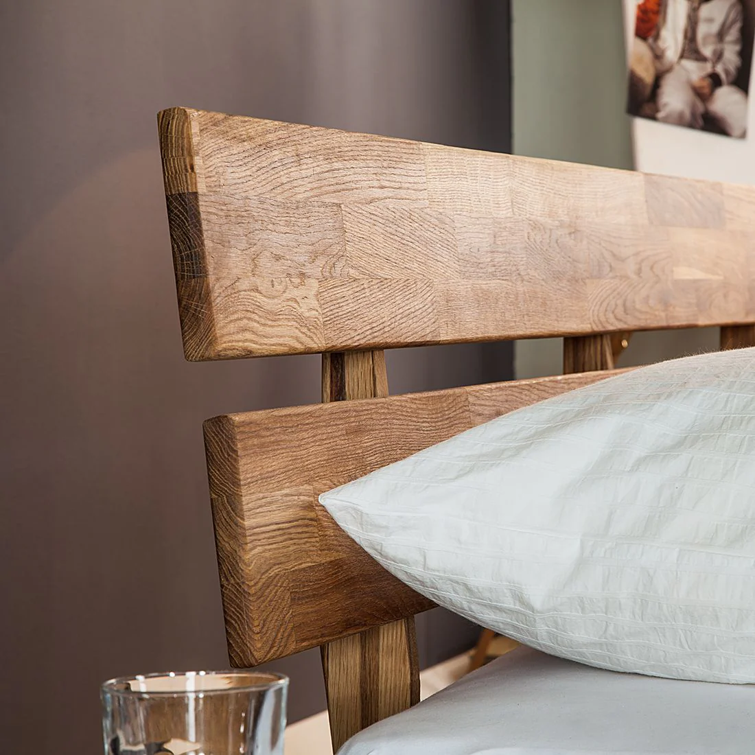Cama de madera maciza de roble Judith, 160 x 200 cm. / 180 x 200 cm. | NordicStory