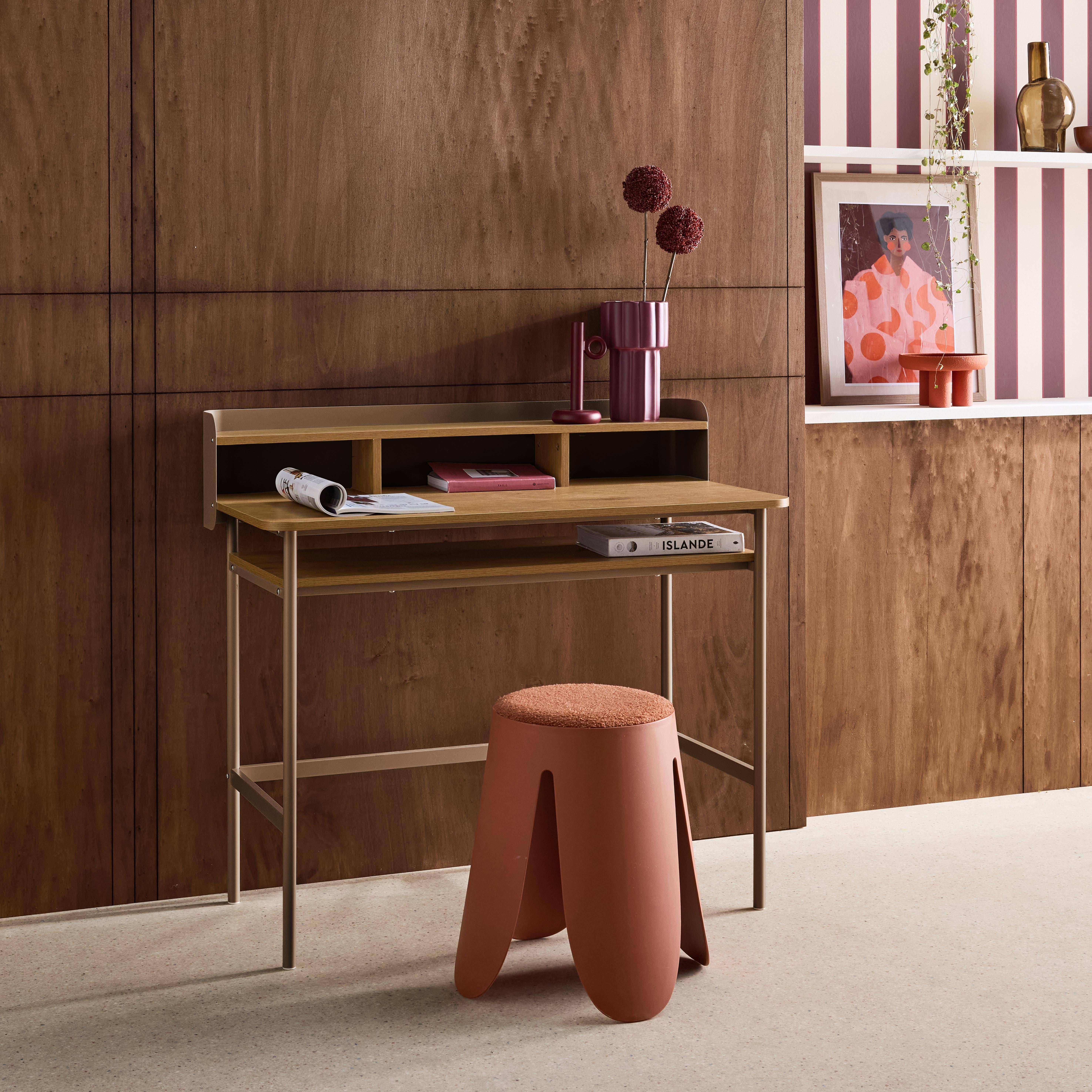 Molto - Escritorio de metal y decoración de madera con 3 nichos