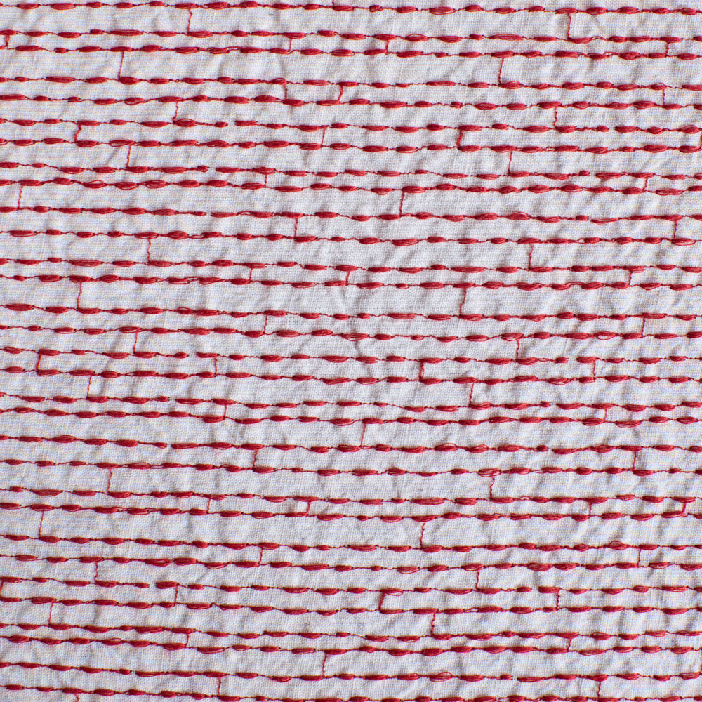 Chemin de table en lin lavé - Brodé Rouge Vermillon - Édition Noël