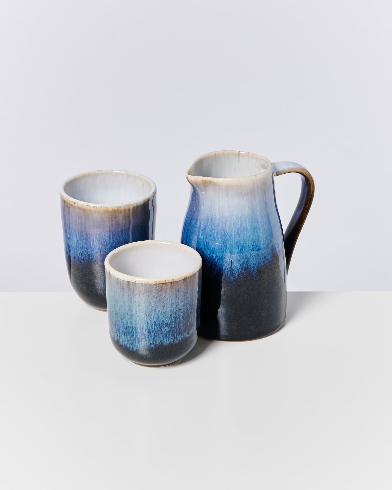 Alcachofra Milchkanne schwarzblau