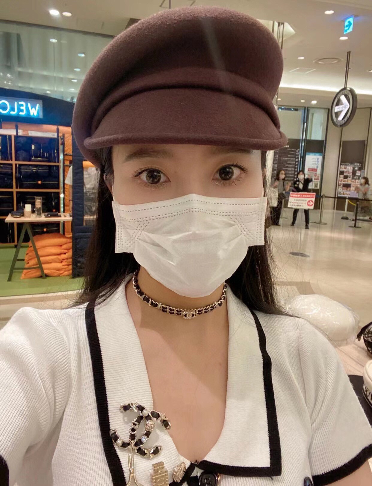Chanel Star Leather Wrap Gold CC Brooch - Original Replica Club