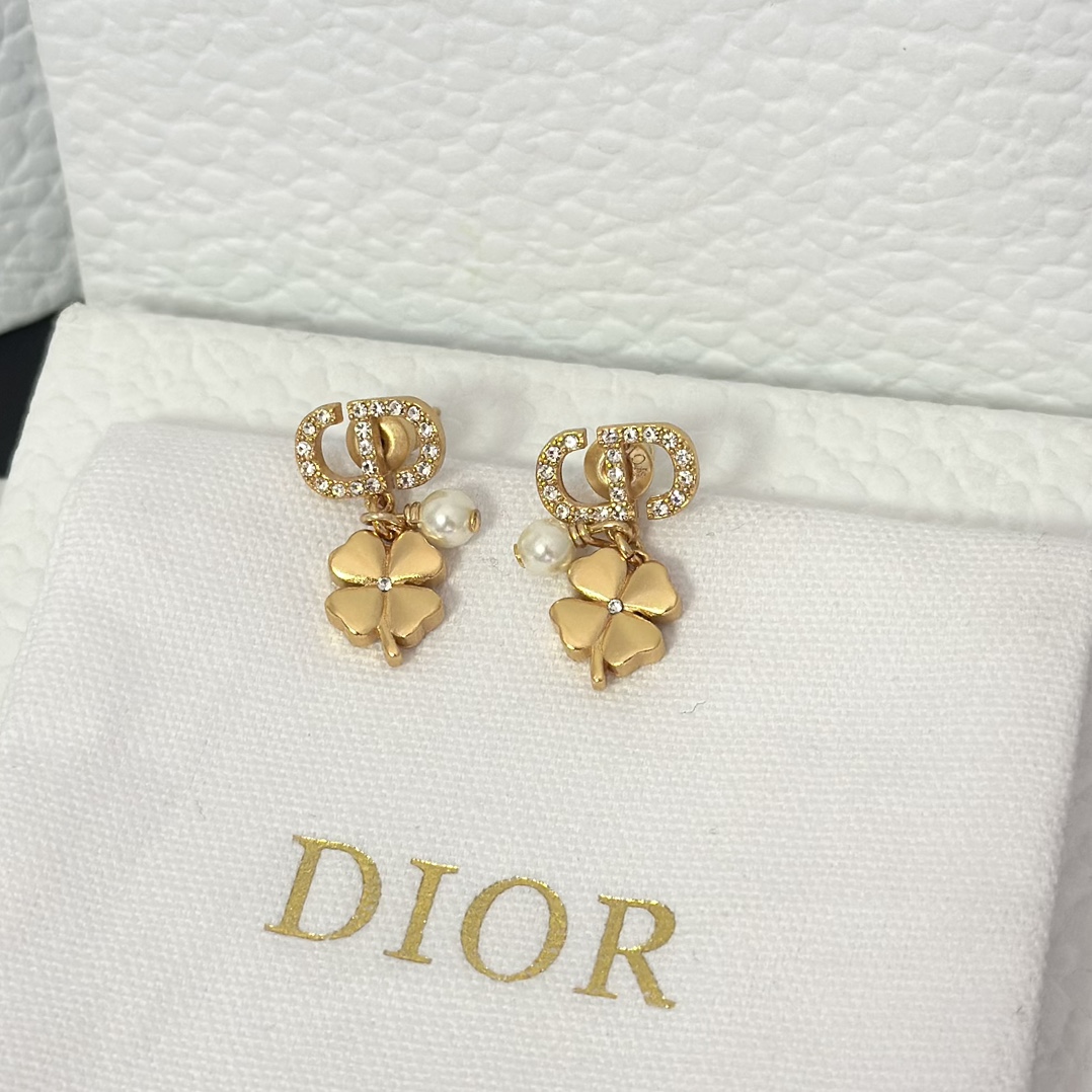 Dior Four Clover Pearl Earrings - Original Replica Club